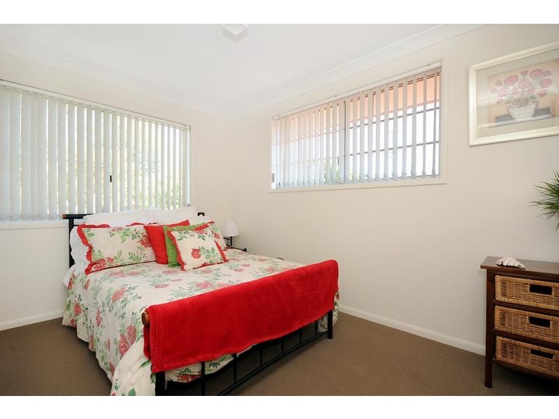 16 Skyline Drive, Blue Mountain Heights QLD 4350