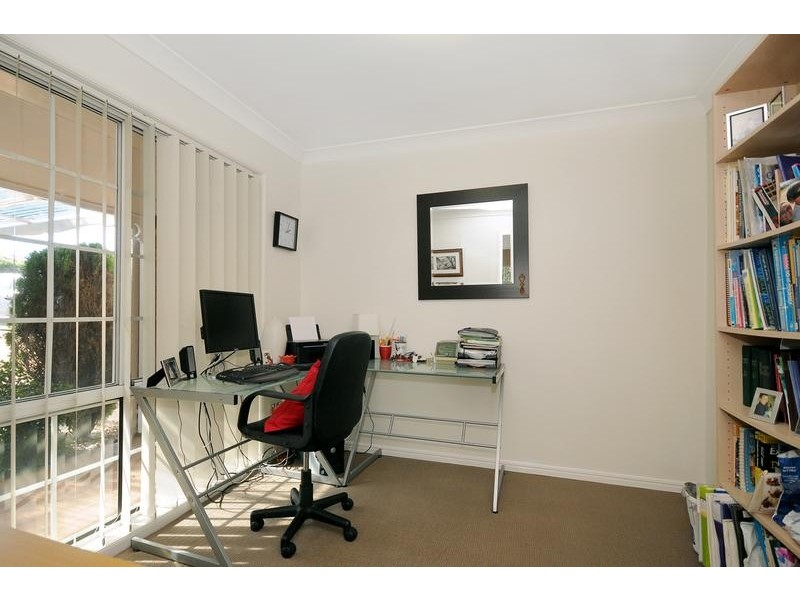 16 Skyline Drive, Blue Mountain Heights QLD 4350