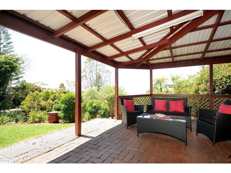 16 Skyline Drive, Blue Mountain Heights QLD 4350