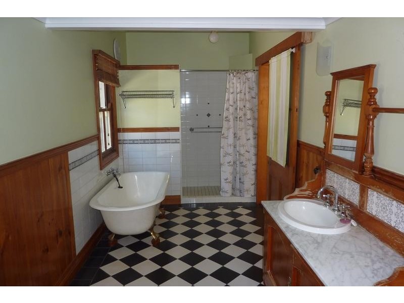 5 Aubigny Street, East Toowoomba QLD 4350