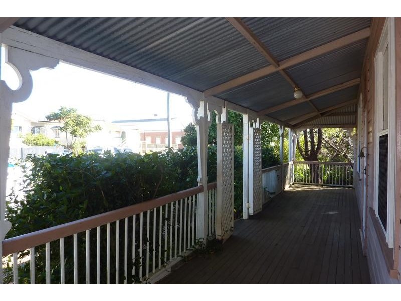 5 Aubigny Street, East Toowoomba QLD 4350