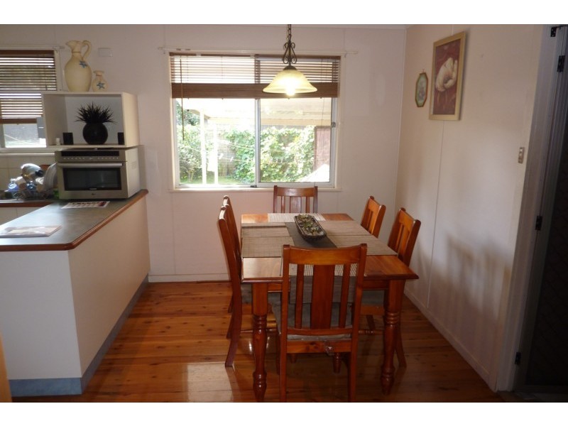 15 Quelch Street, Rockville QLD 4350