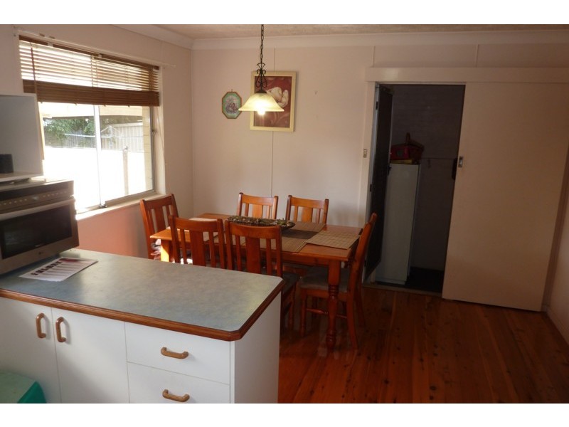 15 Quelch Street, Rockville QLD 4350