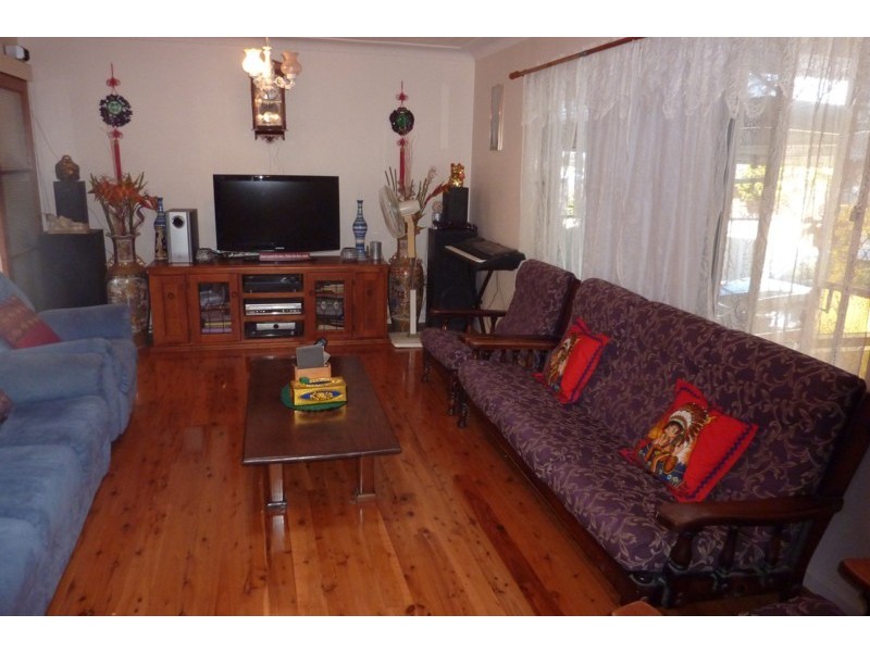 15 Quelch Street, Rockville QLD 4350