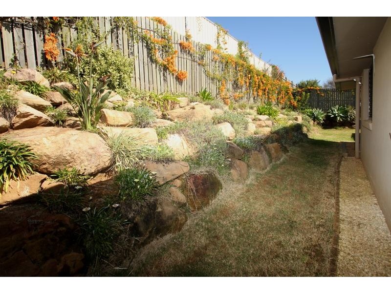 86B Hogg Street, Rockville QLD 4350