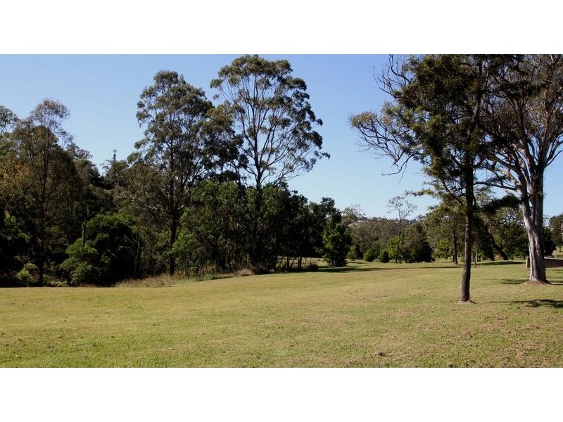 86B Hogg Street, Rockville QLD 4350