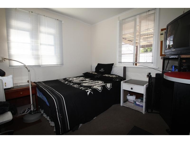70 Drayton Road, Harristown QLD 4350