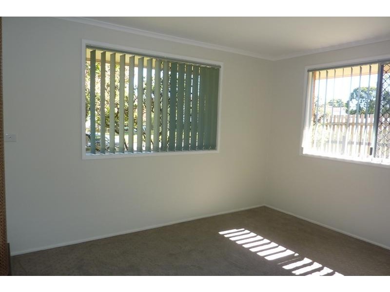 18 Kenilworth Street, North Toowoomba QLD 4350