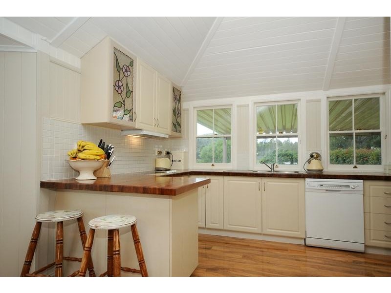 3 Bradton Court, Withcott QLD 4352