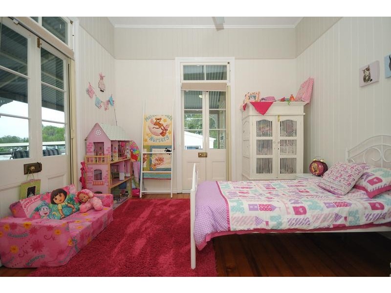 3 Bradton Court, Withcott QLD 4352