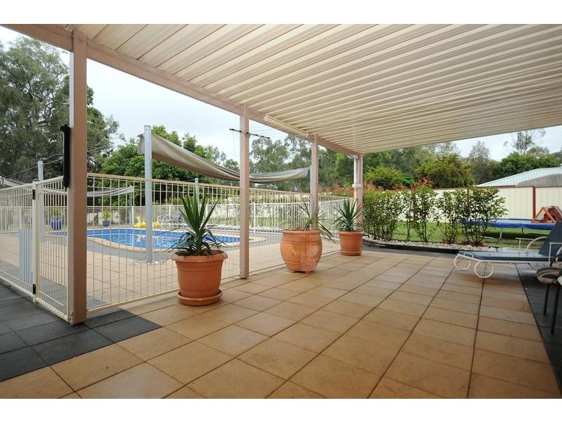 3 Bradton Court, Withcott QLD 4352