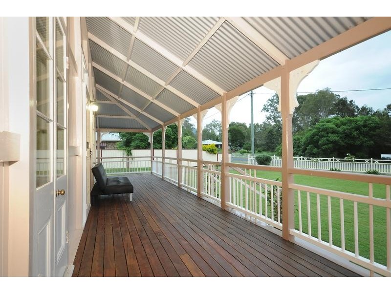 3 Bradton Court, Withcott QLD 4352