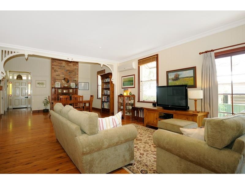 49 Ipswich Street, East Toowoomba QLD 4350
