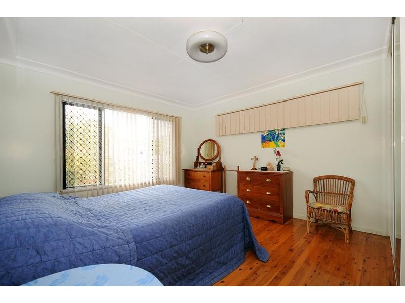 5 McNamara Street, Centenary Heights QLD 4350