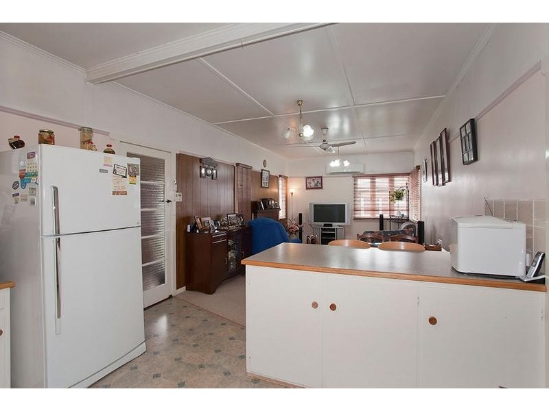 42 Cay Street, Newtown QLD 4350
