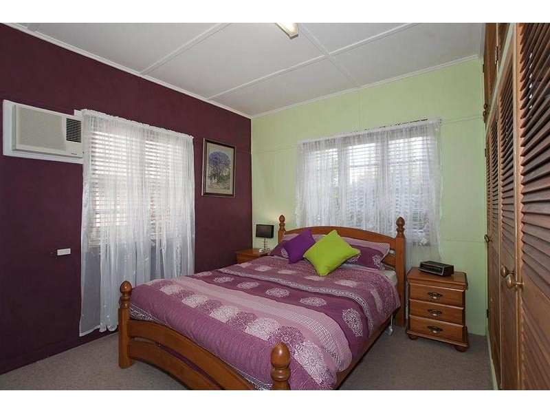42 Cay Street, Newtown QLD 4350