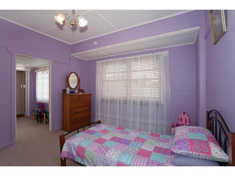 42 Cay Street, Newtown QLD 4350