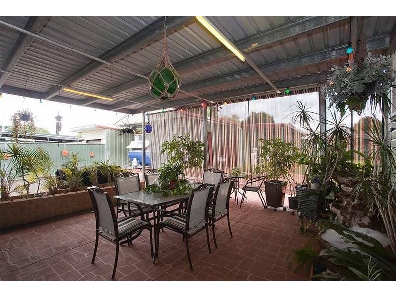 42 Cay Street, Newtown QLD 4350