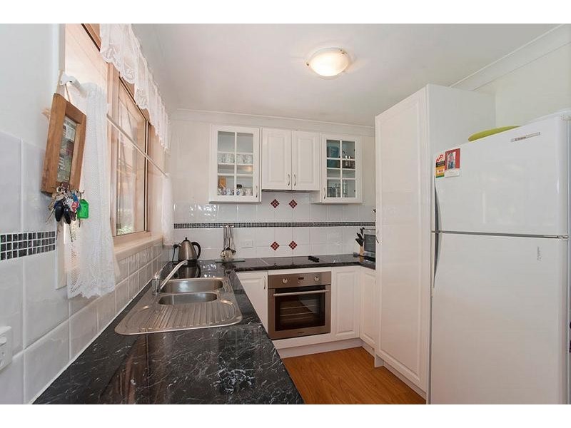 9 Bhutan Court, Newtown QLD 4350