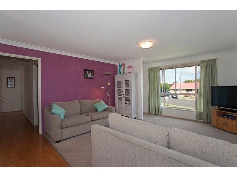 9 Bhutan Court, Newtown QLD 4350