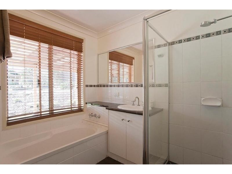 9 Bhutan Court, Newtown QLD 4350