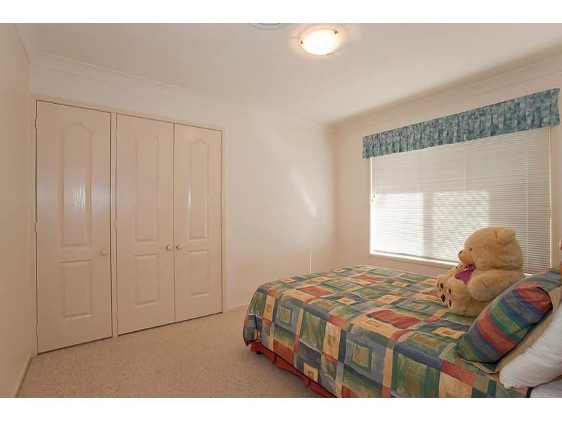 123 Spring Street, Middle Ridge QLD 4350