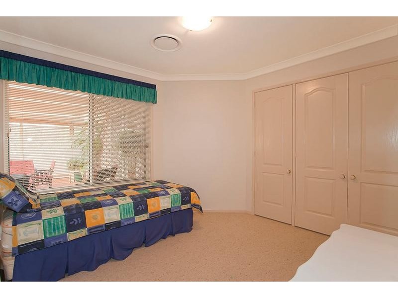 123 Spring Street, Middle Ridge QLD 4350