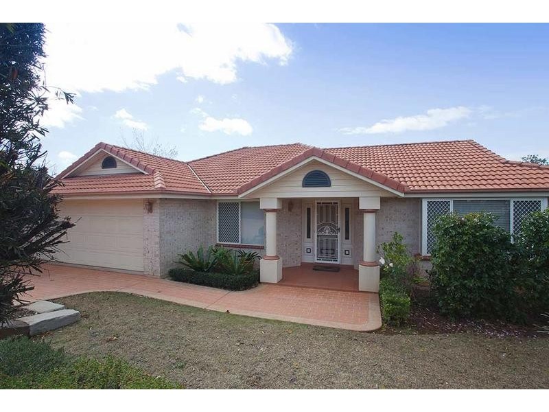 123 Spring Street, Middle Ridge QLD 4350