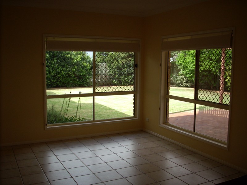 3 Glen Eagles Drive, Middle Ridge QLD 4350