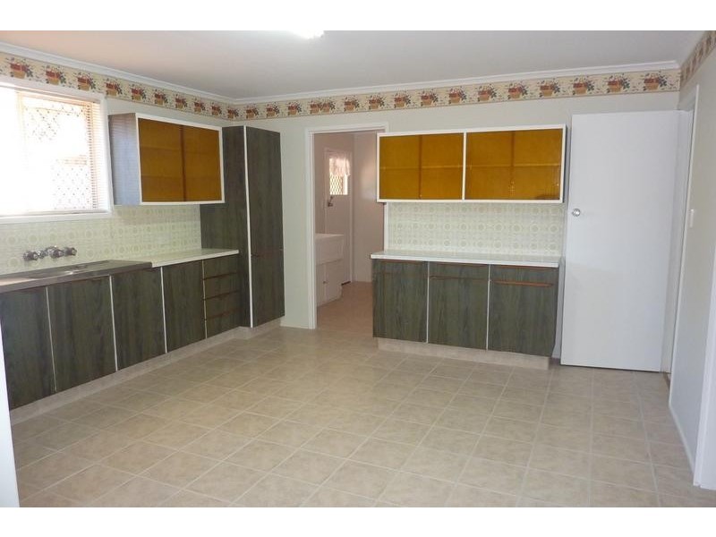 18 Kenilworth Street, North Toowoomba QLD 4350
