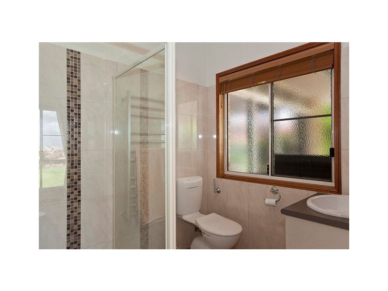 1 Keira Court, Blue Mountain Heights QLD 4350