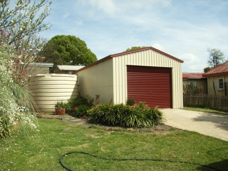 1 Kingston Street, Newtown QLD 4350