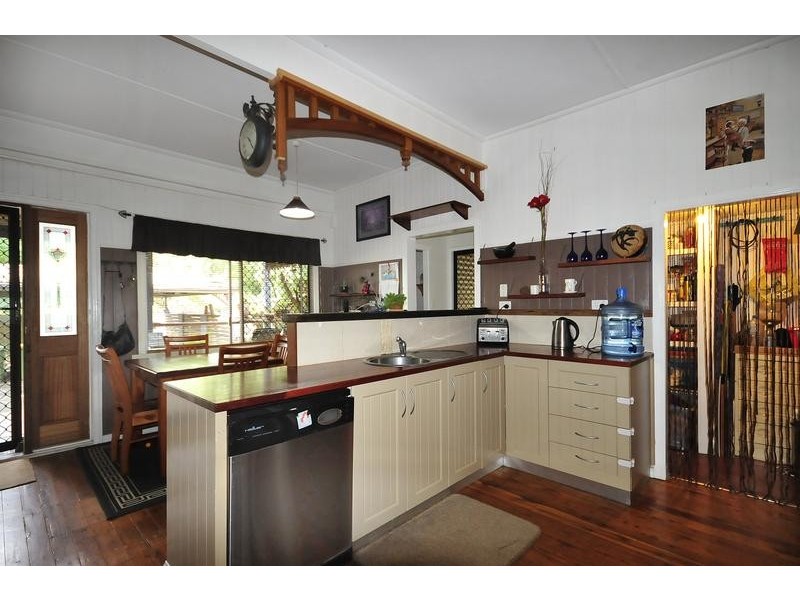 30 Butt Street, Harristown QLD 4350