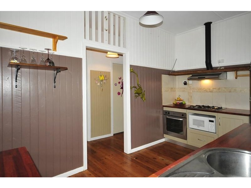 30 Butt Street, Harristown QLD 4350