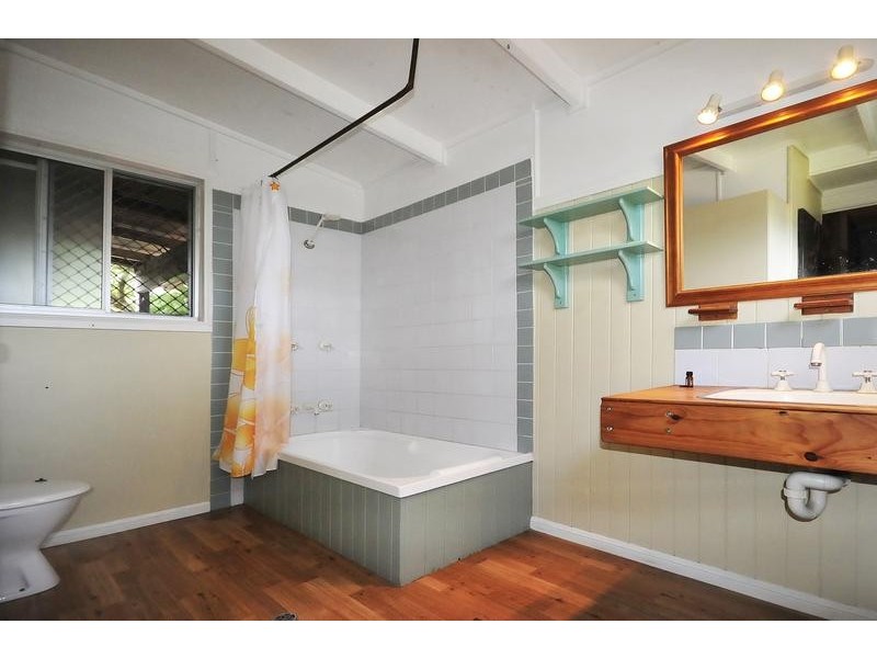 30 Butt Street, Harristown QLD 4350