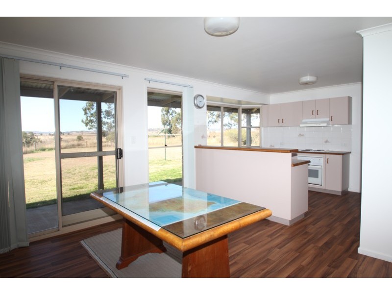 1 Eric Court, Cambooya QLD 4358