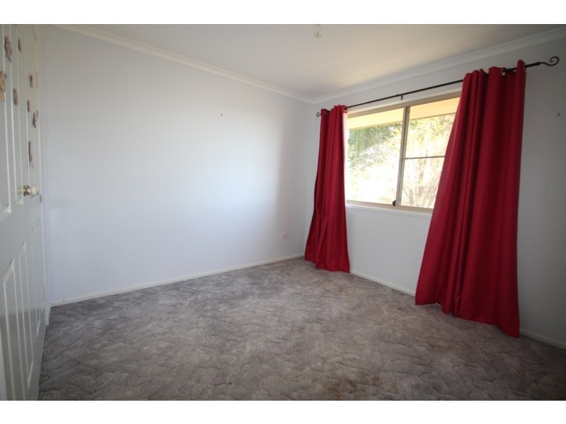 1 Eric Court, Cambooya QLD 4358