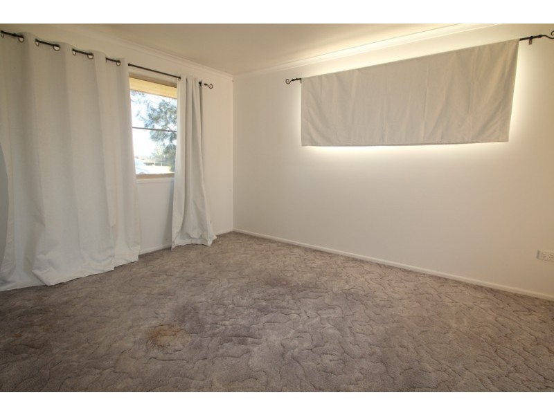 1 Eric Court, Cambooya QLD 4358