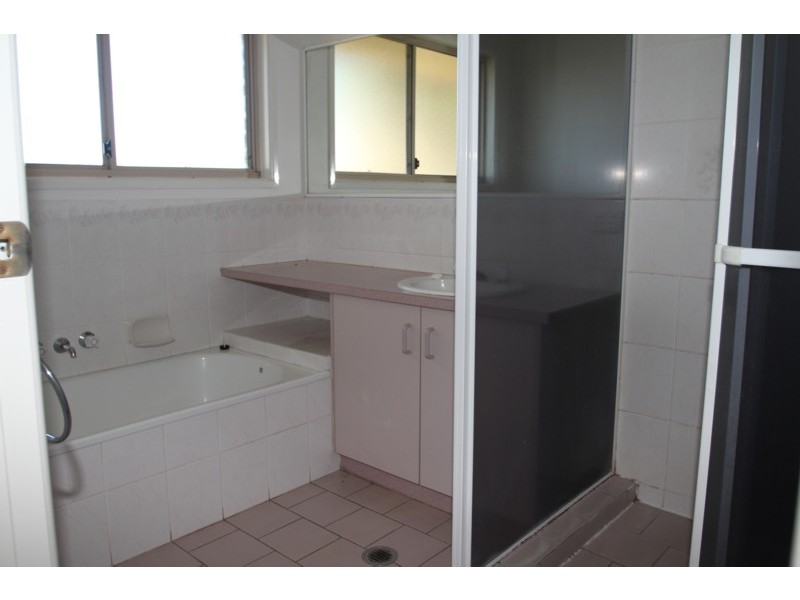 1 Eric Court, Cambooya QLD 4358