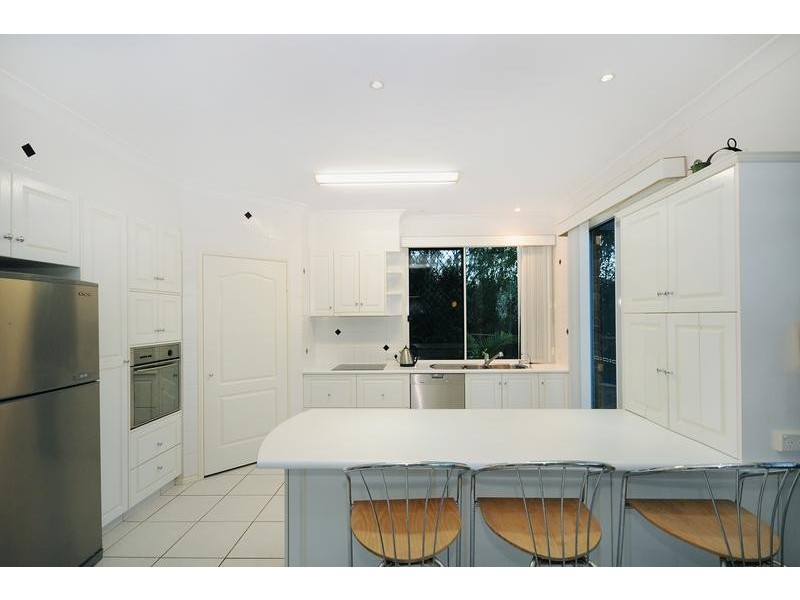 2b Burraway Court, Middle Ridge QLD 4350