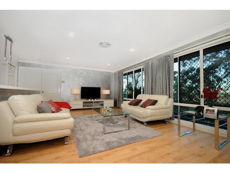 2b Burraway Court, Middle Ridge QLD 4350