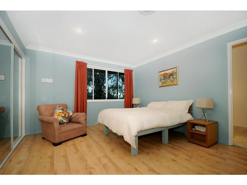 2b Burraway Court, Middle Ridge QLD 4350