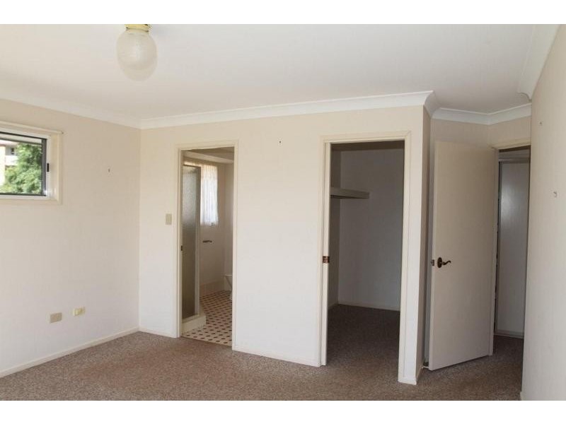 5 Skyline Drive, Blue Mountain Heights QLD 4350