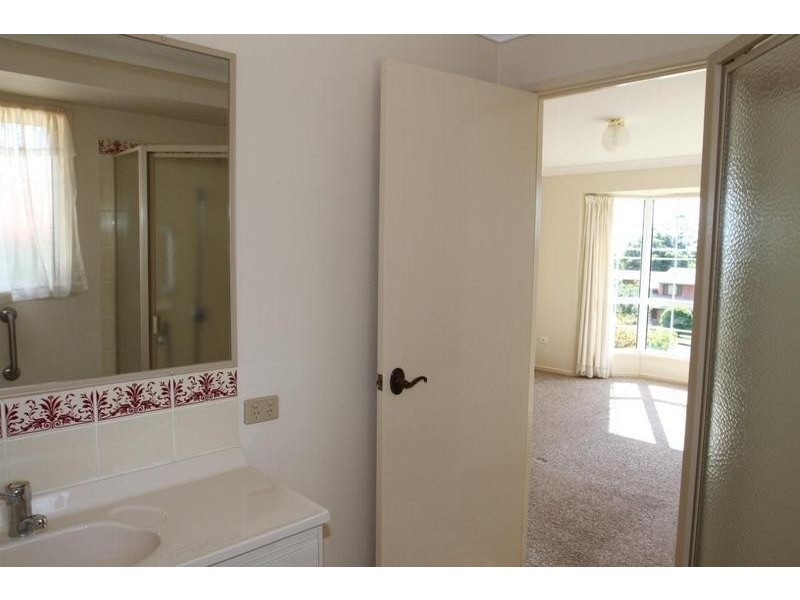 5 Skyline Drive, Blue Mountain Heights QLD 4350