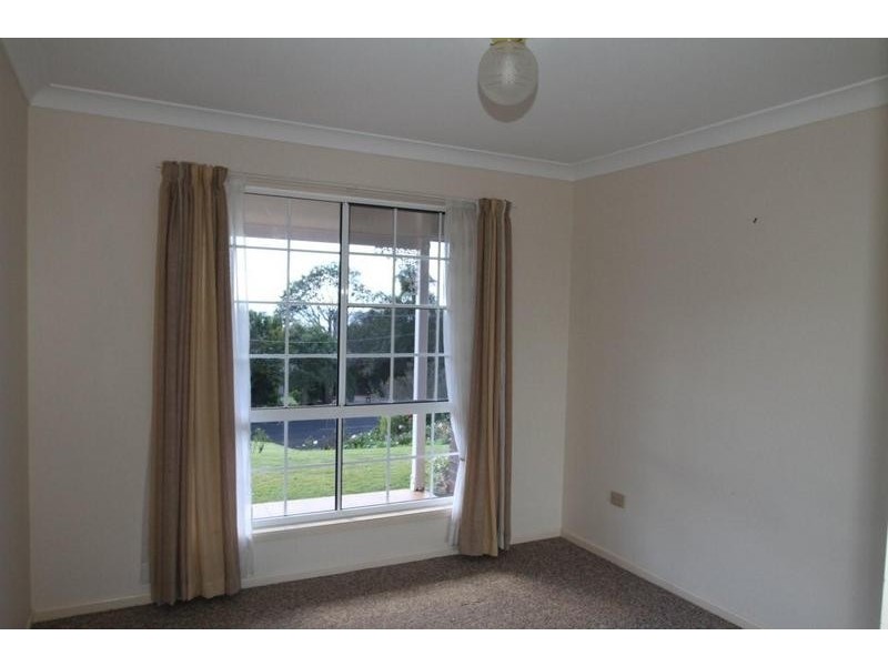 5 Skyline Drive, Blue Mountain Heights QLD 4350