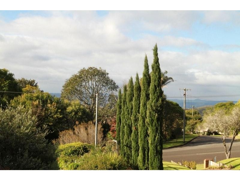 5 Skyline Drive, Blue Mountain Heights QLD 4350