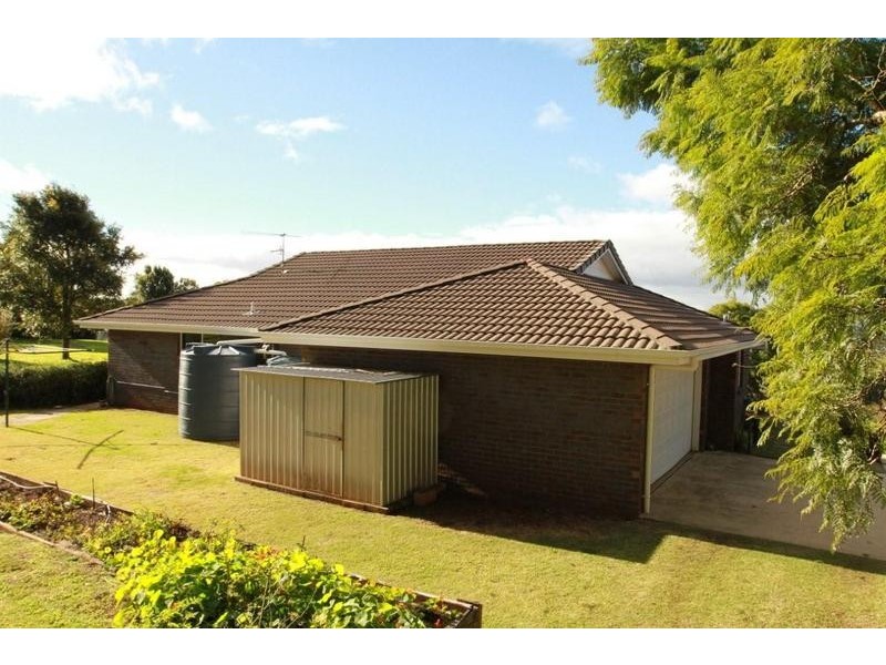 5 Skyline Drive, Blue Mountain Heights QLD 4350