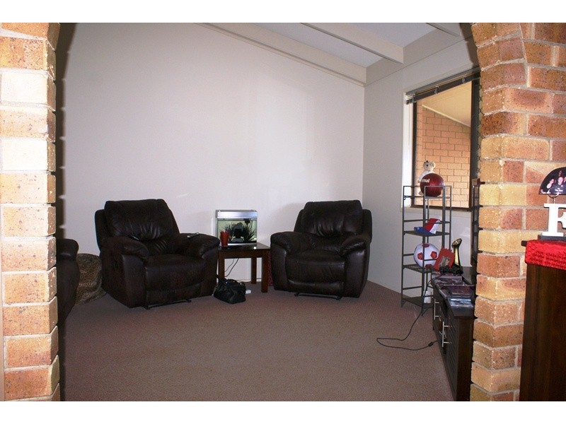 15 Truscott Street, Wilsonton QLD 4350