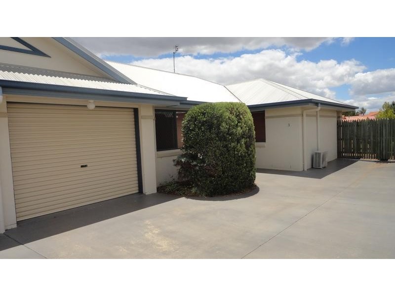 3/251 Nelson Street, Kearneys Spring QLD 4350