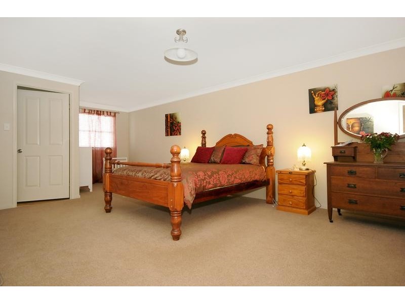 4 Carlton Street, North Toowoomba QLD 4350